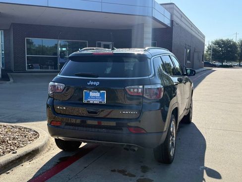 Used 2019 Jeep Compass Limited AWD/4WD image 6