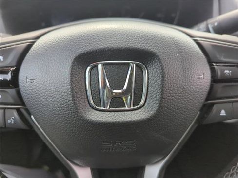 Used 2021 Honda Accord Sport image 18