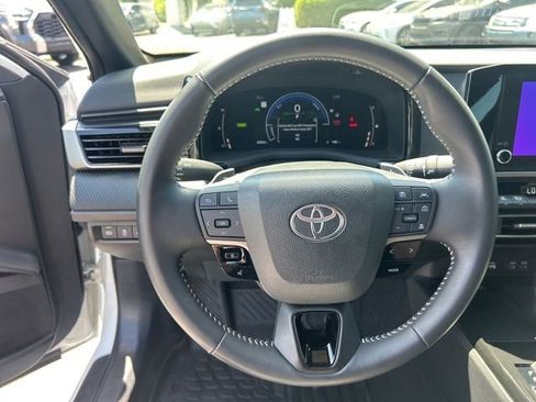 Used 2025 Toyota Camry SE w/ Convenience Package FWD image 19