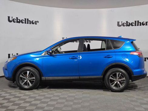 Certified 2018 Toyota RAV4 XLE AWD/4WD image 4