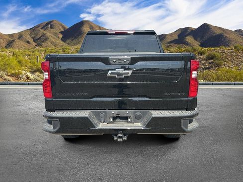 Used 2025 Chevrolet Silverado 1500 Custom w/ Turbomax Blackout Package RWD image 6