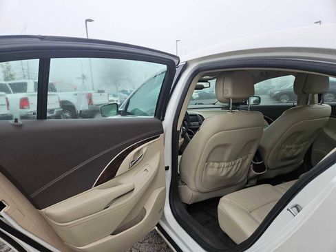 Used 2014 Buick LaCrosse Leather w/ Driver Confidence Package image 19