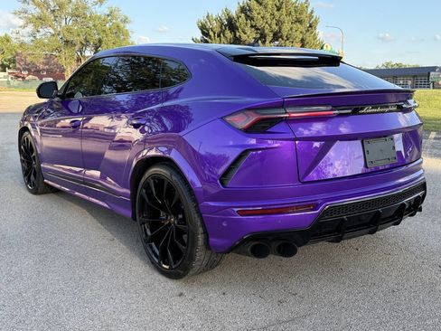 Used 2022 Lamborghini Urus image 4