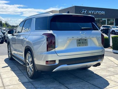 Used 2021 Hyundai Palisade SEL w/ Premium Package AWD/4WD image 9