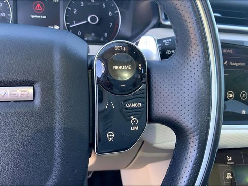 Used 2020 Land Rover Range Rover Velar R-Dynamic S image 24