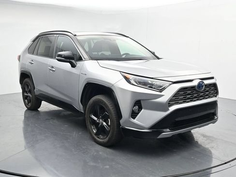 Used 2019 Toyota RAV4 XSE w/ XSE Weather Package AWD/4WD image 2