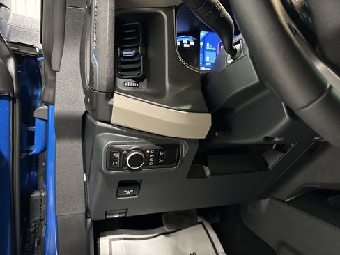 Used 2024 Ford Bronco Wildtrak image 18