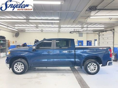 Used 2022 Chevrolet Silverado 1500 LT image 1