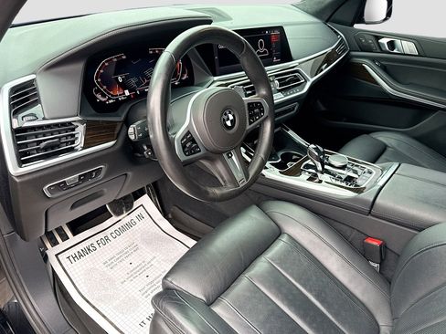 Used 2021 BMW X7 xDrive40i w/ M Sport Package image 27