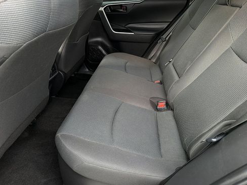 Used 2023 Toyota RAV4 LE AWD/4WD image 9