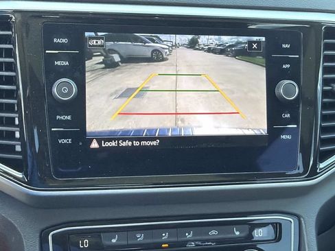 Used 2023 Volkswagen Atlas SEL R-Line AWD/4WD image 27