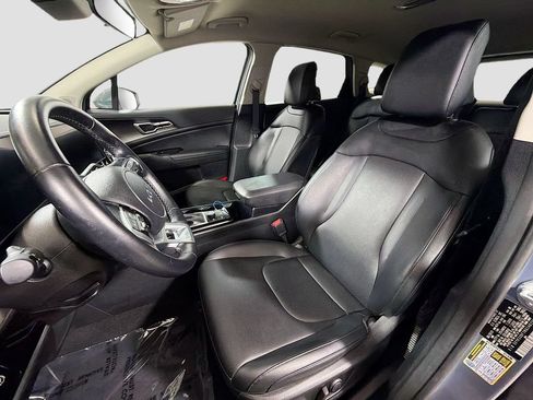 Used 2024 Kia Sportage EX FWD image 22