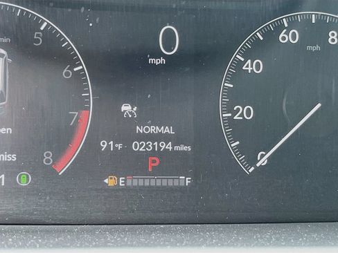 Used 2025 Honda Odyssey Touring image 12