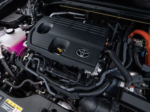 Certified 2024 Toyota Crown Limited image 42