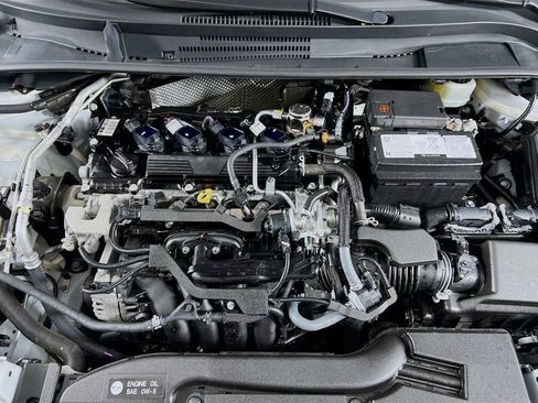 Used 2024 Toyota Corolla LE image 29