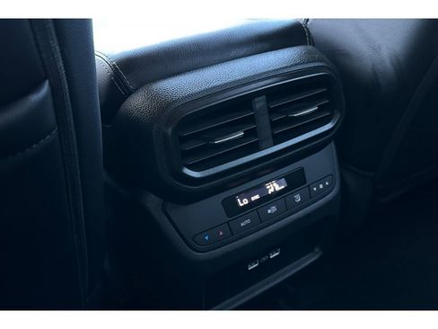 Used 2023 Honda Pilot Touring image 45