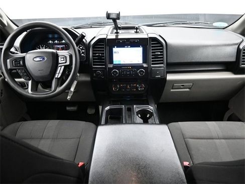 Used 2018 Ford F150 XL w/ Equipment Group 101A Mid image 9