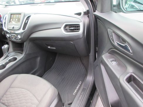 Certified 2019 Chevrolet Equinox LT FWD image 18