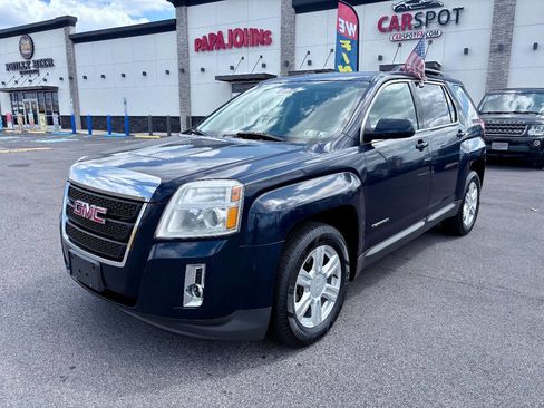 Used 2015 GMC Terrain SLE w/ Convenience Package image 2