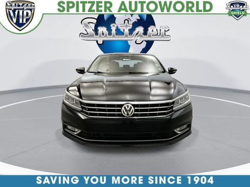Used 2017 Volkswagen Passat 1.8T SE FWD image 4