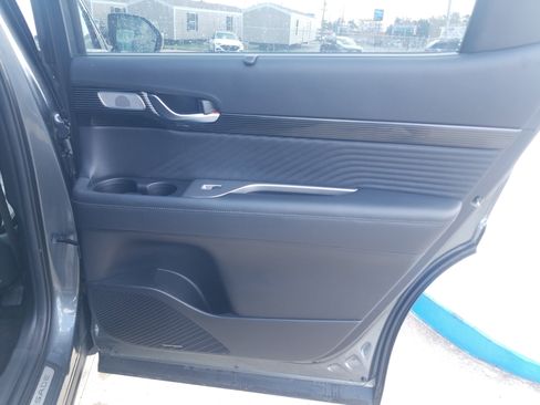 Used 2023 Hyundai Palisade Calligraphy image 14