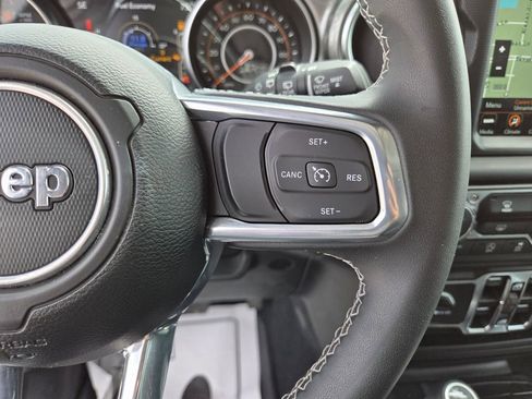Used 2023 Jeep Wrangler Sahara AWD/4WD image 27