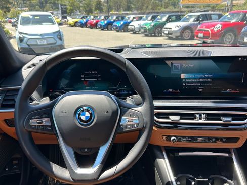 Used 2023 BMW 330e xDrive w/ Premium Package AWD/4WD image 17
