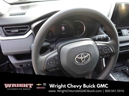 Used 2023 Toyota RAV4 LE image 12