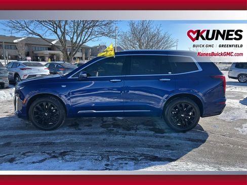 Used 2024 Cadillac XT6 Premium Luxury image 9