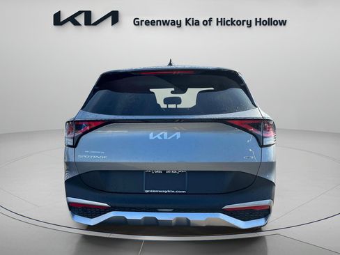 New 2025 Kia Sportage LX image 6