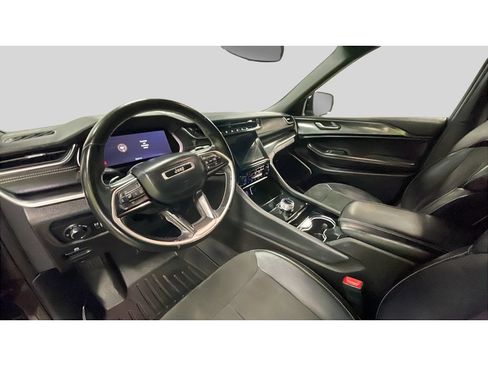 Used 2021 Jeep Grand Cherokee L Laredo AWD/4WD image 11
