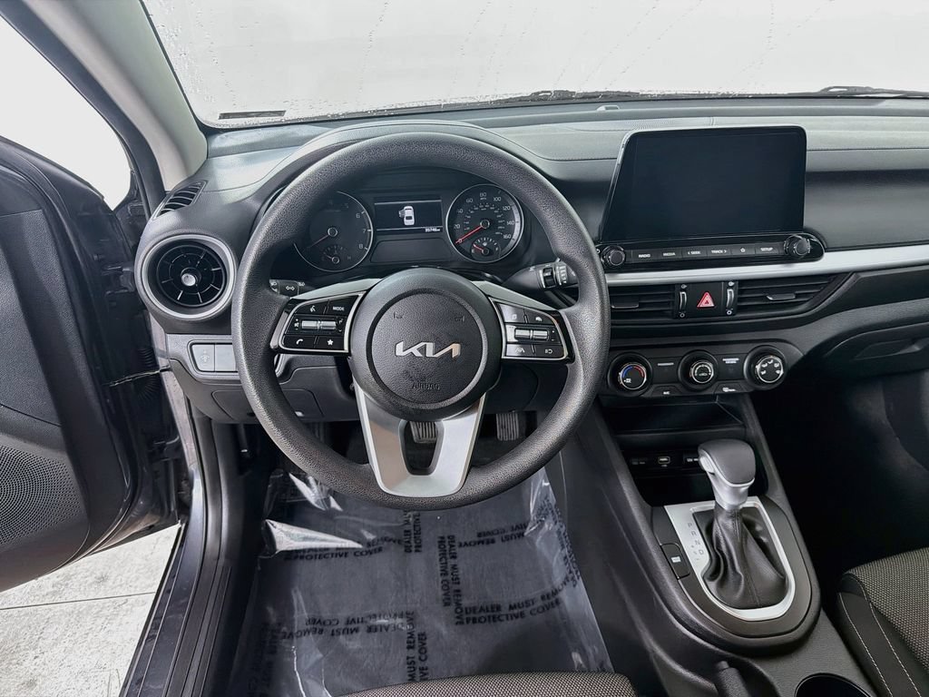 Used 2023 Kia Forte LXS FWD image 20