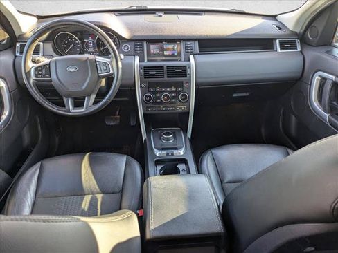 Used 2018 Land Rover Discovery Sport SE AWD/4WD image 18