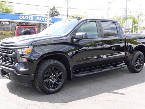 Used 2023 Chevrolet Silverado 1500 Custom w/ LPO, Dark Essentials Package AWD/4WD image 2