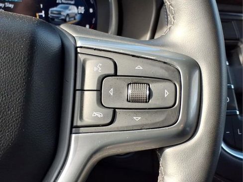 Used 2023 Chevrolet Tahoe LT w/ Luxury Package AWD/4WD image 27