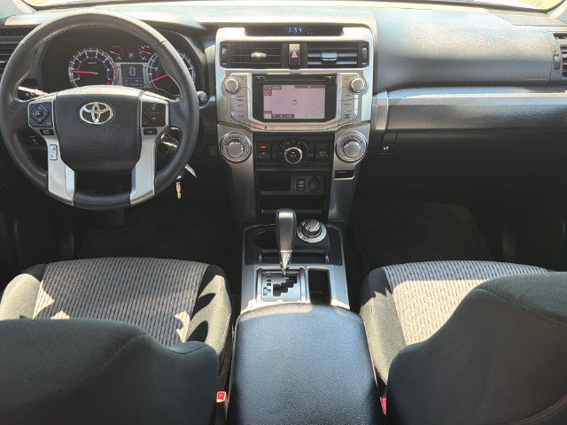 Used 2017 Toyota 4Runner SR5 AWD/4WD image 14
