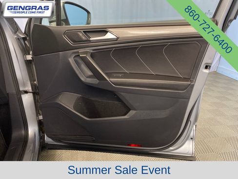 Used 2023 Volkswagen Tiguan SE AWD/4WD image 43