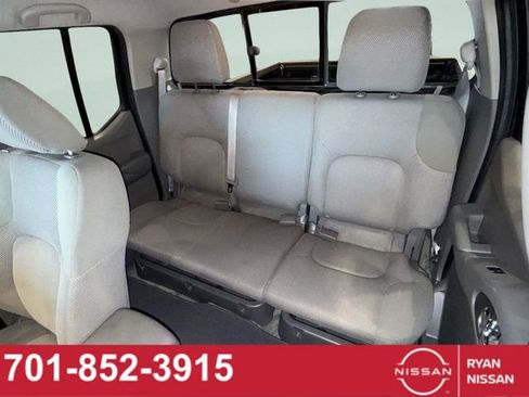 Used 2017 Nissan Frontier SV image 39