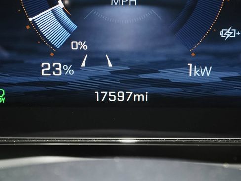 Used 2024 Chevrolet Equinox EV LT FWD image 14