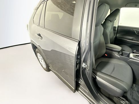 Certified 2025 Toyota RAV4 LE FWD image 27