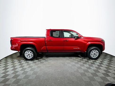 Certified 2026 Toyota Tacoma SR5 AWD/4WD image 8