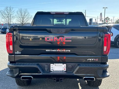 Used 2020 GMC Sierra 1500 AT4 w/ AT4 Premium Package image 4