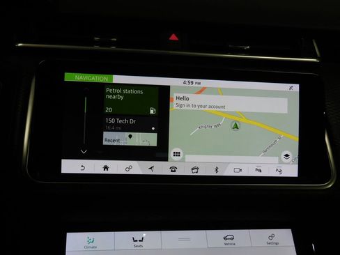 Used 2019 Land Rover Range Rover Velar R-Dynamic SE AWD/4WD image 39