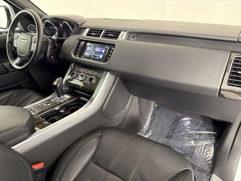 Used 2016 Land Rover Range Rover Sport HSE image 35
