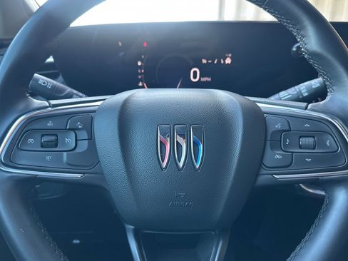 Used 2024 Buick Encore GX Sport Touring image 30