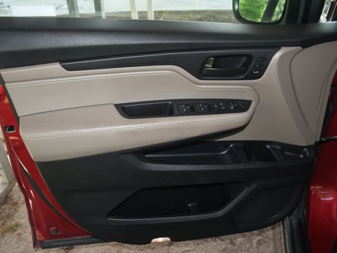 Used 2022 Honda Odyssey EX-L image 10