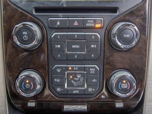 Used 2013 Ford F150 Platinum AWD/4WD image 30