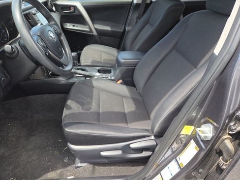 Used 2017 Toyota RAV4 LE w/ All Weather Liner Package AWD/4WD image 14