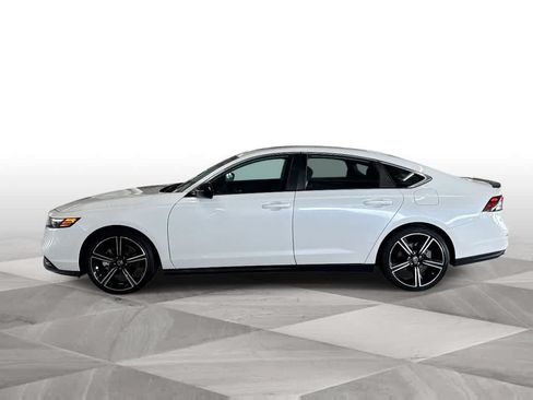 Used 2023 Honda Accord Sport image 5