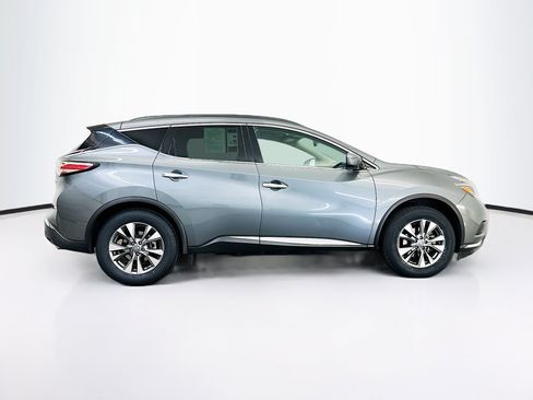 Used 2018 Nissan Murano SV AWD/4WD image 10